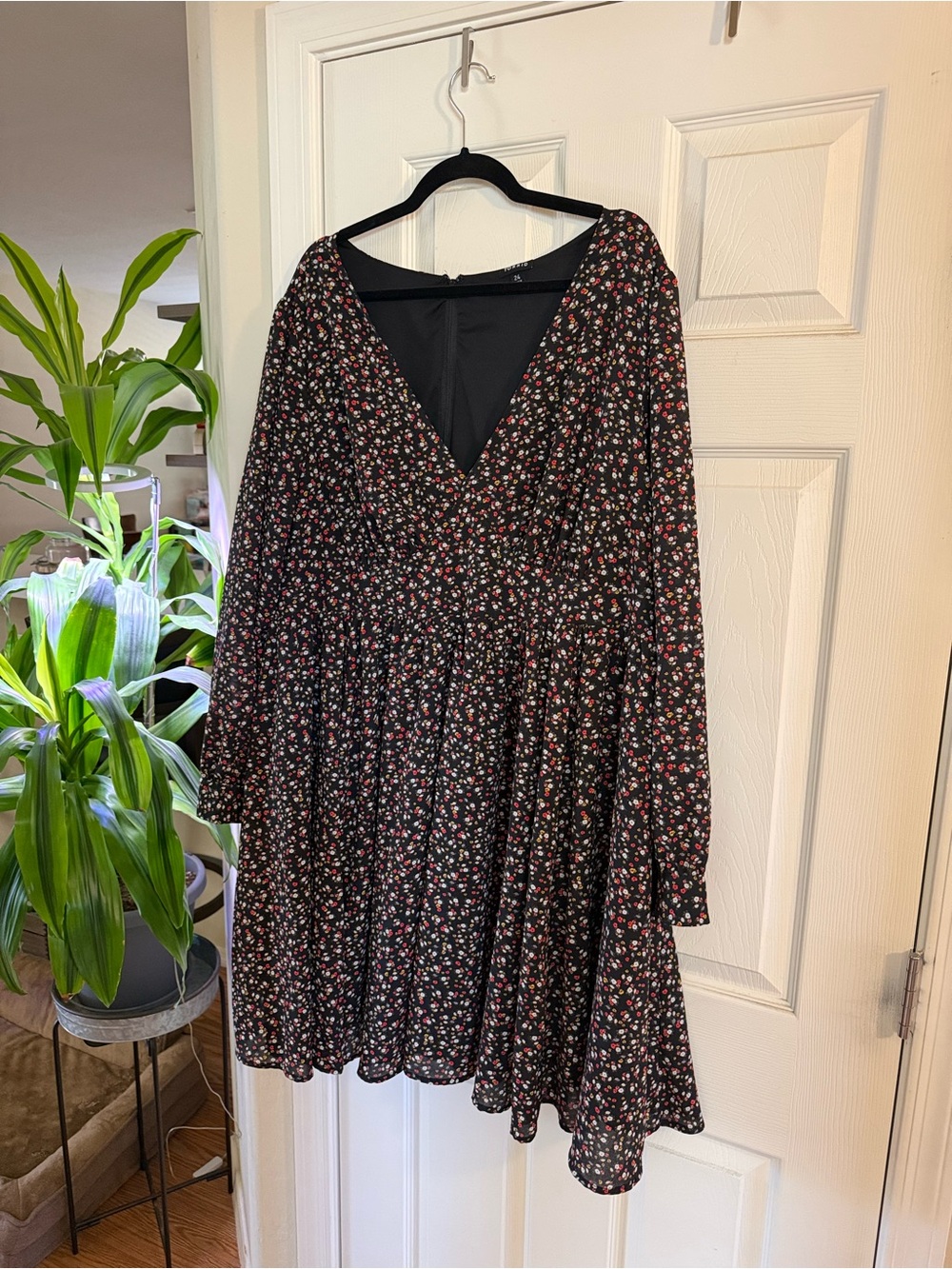 torrid Black Floral V-Neck Long Sleeve Dress with Pink & White Blossoms